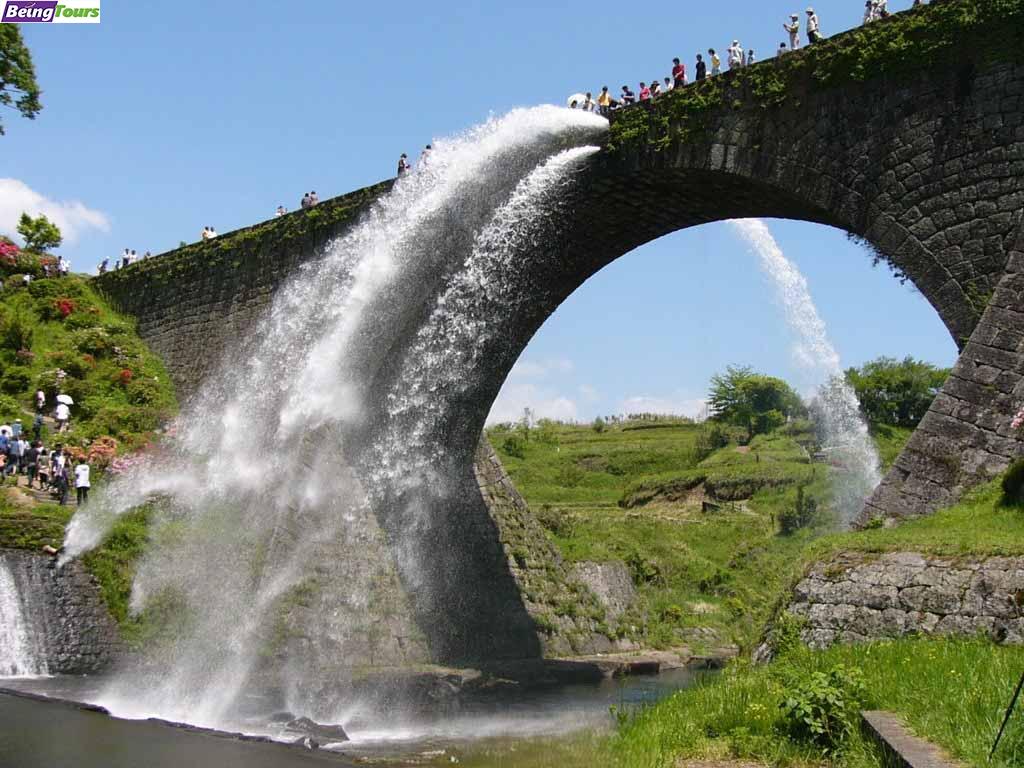 Tsujunkyo-Bridge-Yamato-Kumamoto-Kyushu.jpg