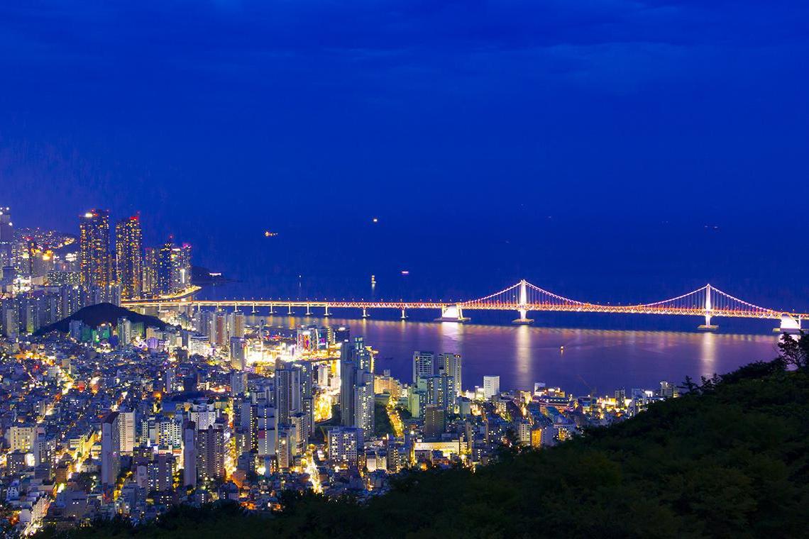 釜山-黄荒岭山展望台夜景.jpg
