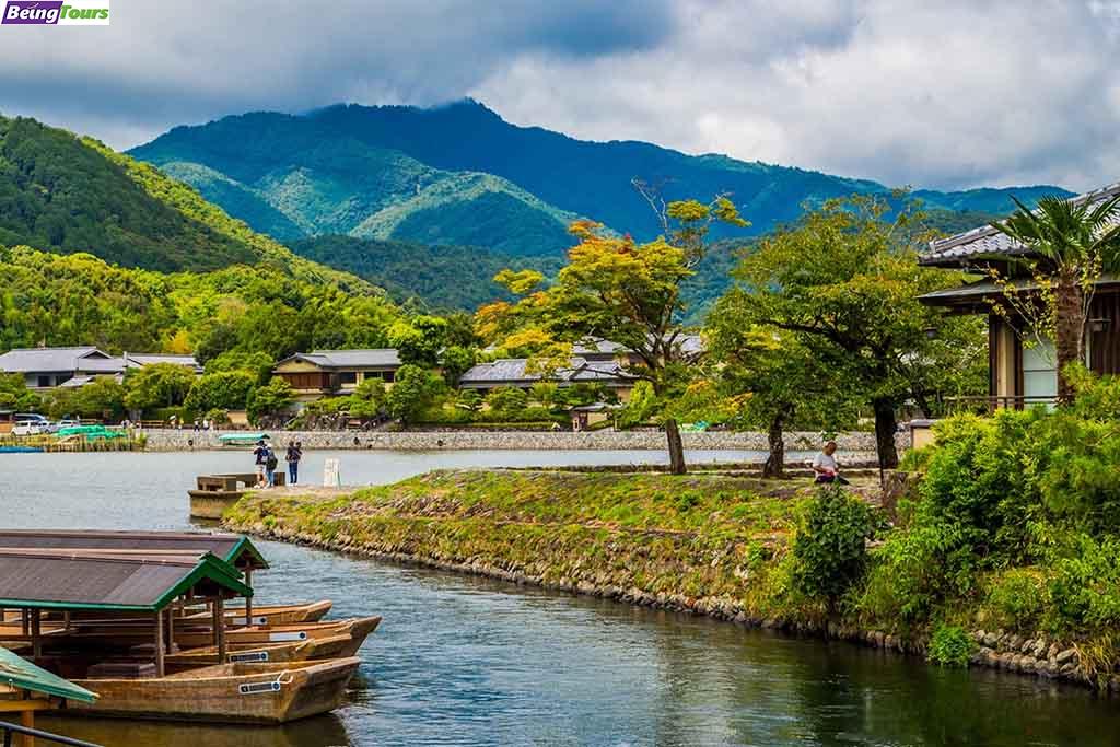 京都-岚山屋形船- Arashiyama-Yakatabune-Boat- (2).jpg