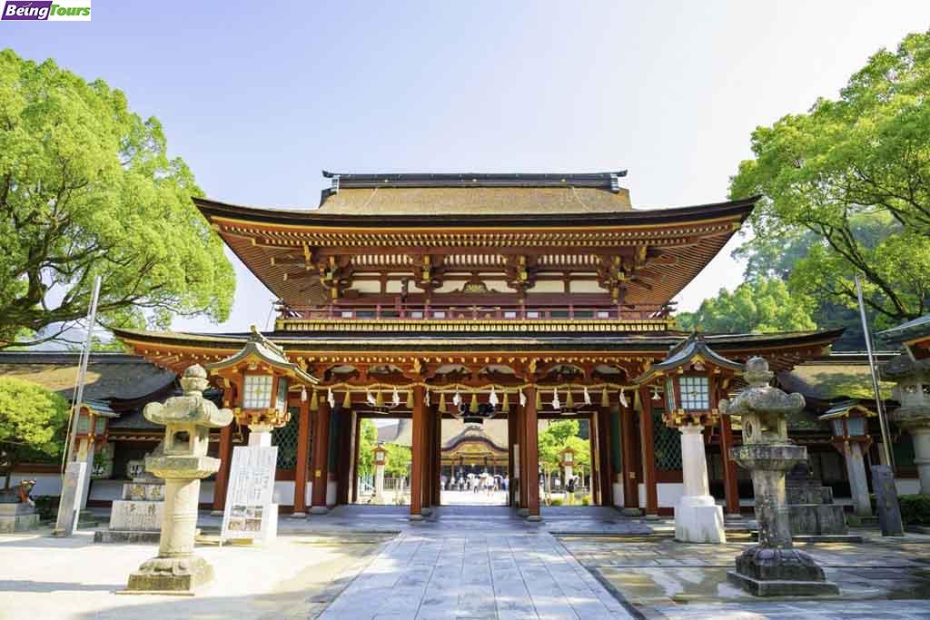 Dazaifu-Tenmangu-Shrine-Gate-Spring-Fukuoka-Kyushu.jpg