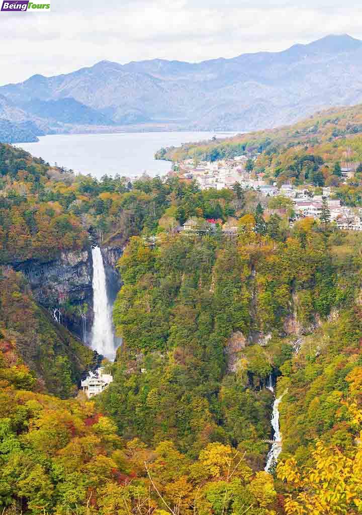 Lake-Chuzenji-Kegon-Waterfall-Autumn-Nikko-Kanto.jpg