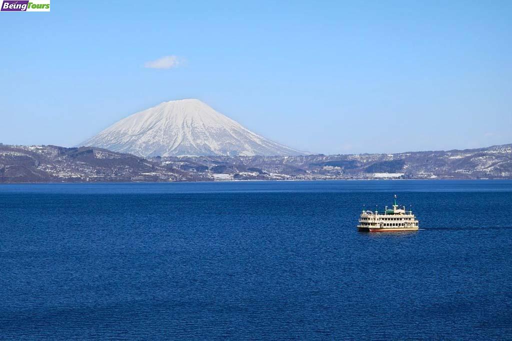Lake-Toya-Cruise-Winter-Noboribetsu-Hokkaido.jpg
